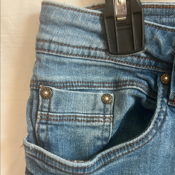 Free Planet Distressed Stretch Jeans — 31x30 Medium Wash - Picture 6 of 10